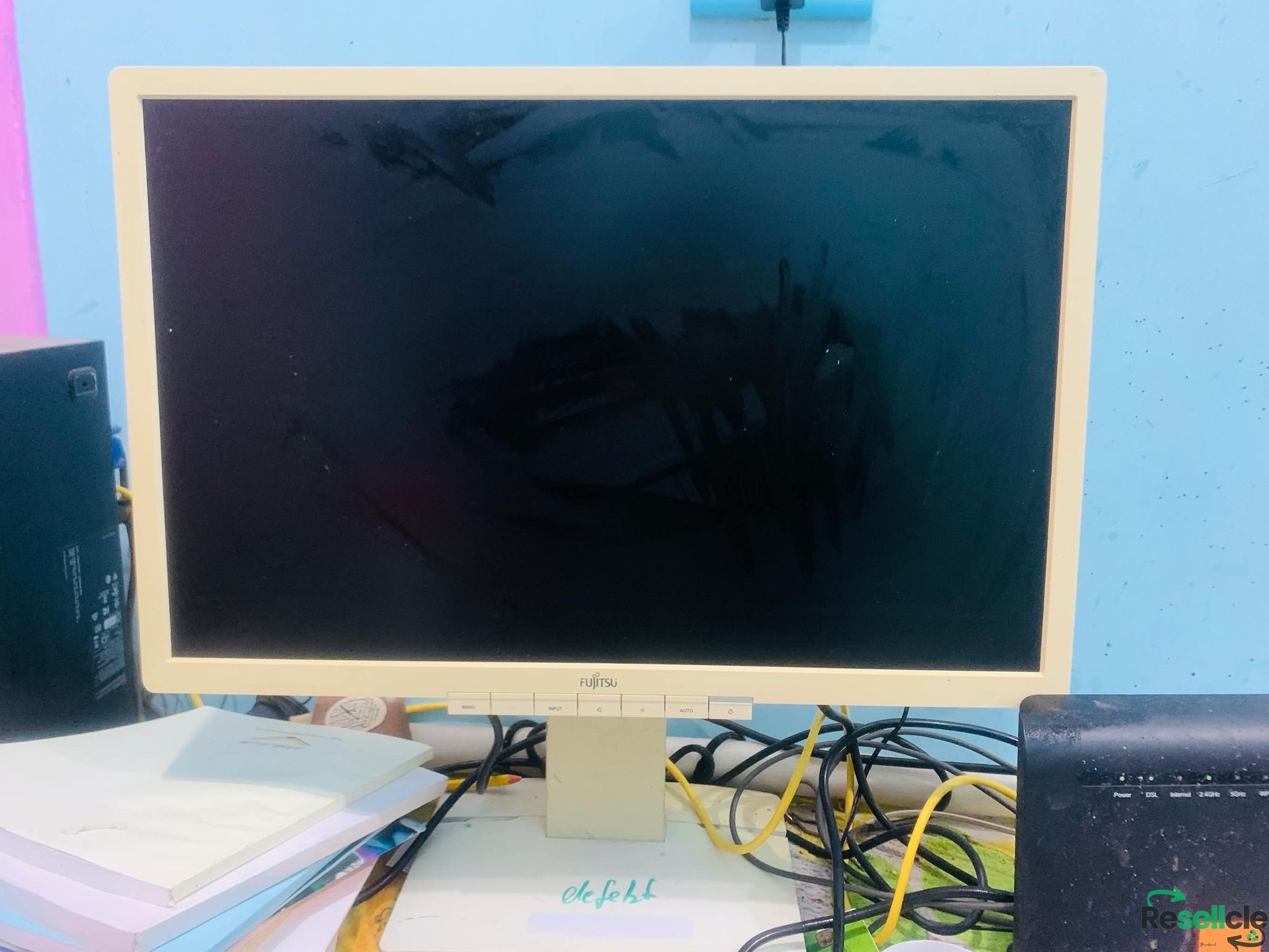 شاشة كمبيوتر Fujitsu