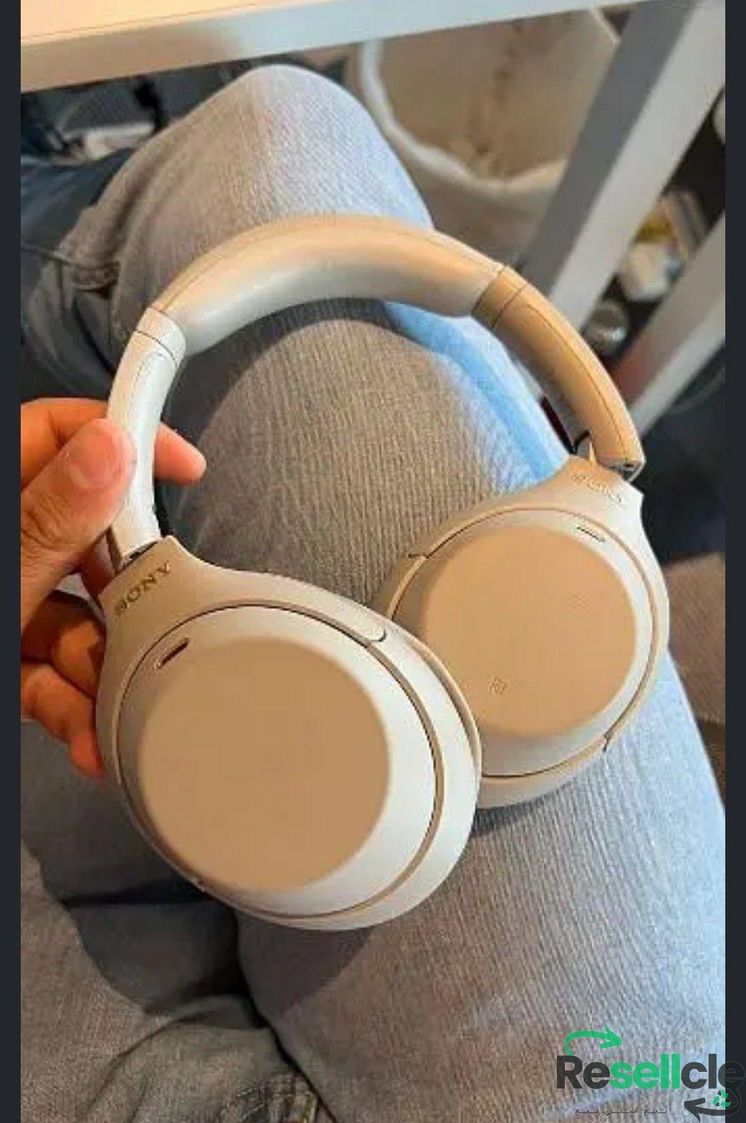 WH-1000XM4 Wireless Noise Cancelling Headphones