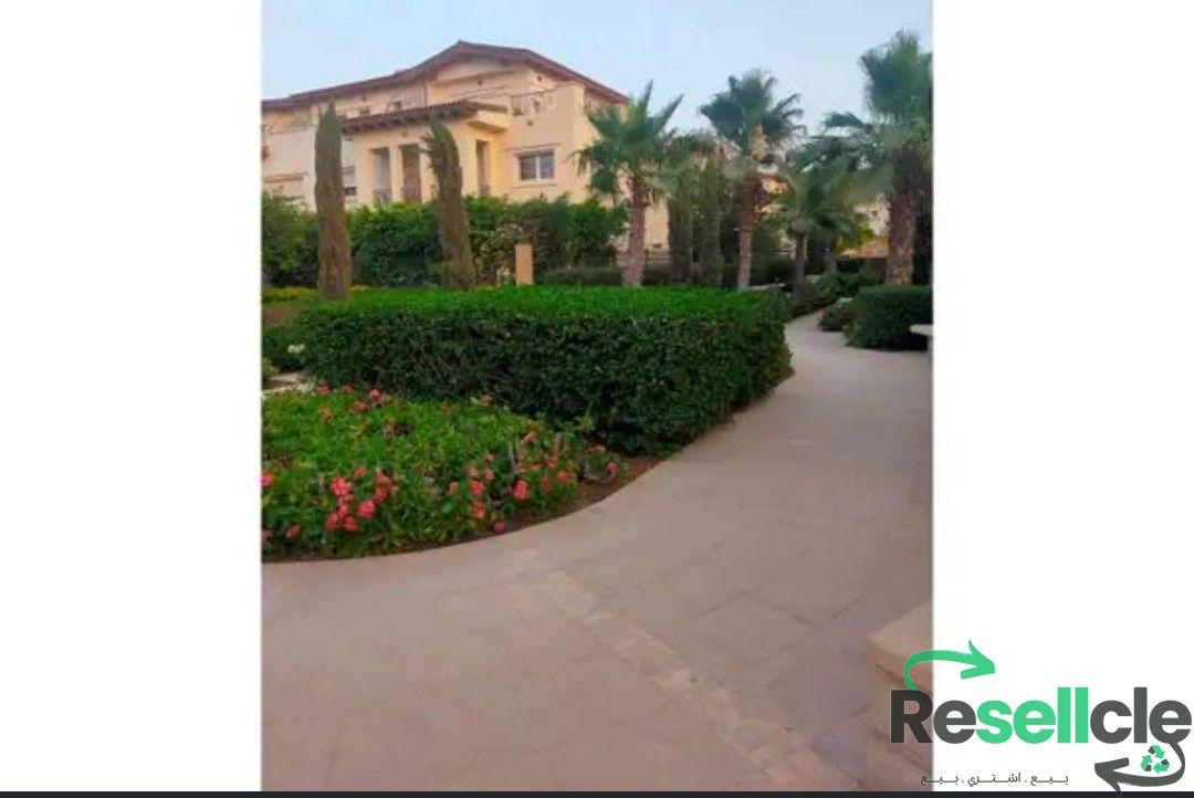 twin house in hyde park for sale ready to move 305 m للبيع فى التجمع الخامس كمبوند هايد بارك استلام فورى