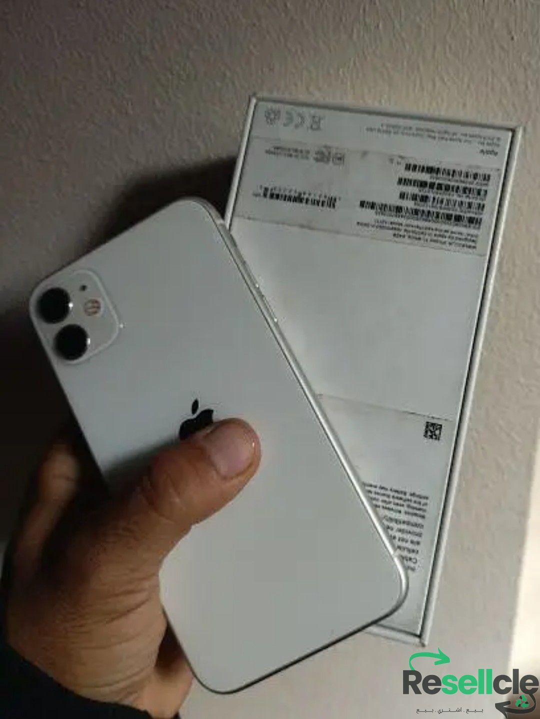ايفون 11