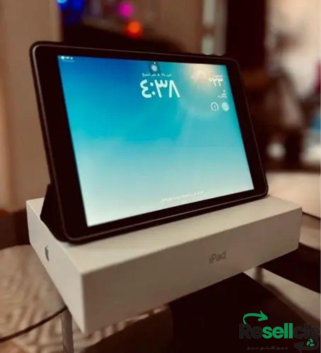 ايباد  ipad 9 بيطاريه 95 % وارد الخارج  نسخه اوربيه بكل مشتملاته